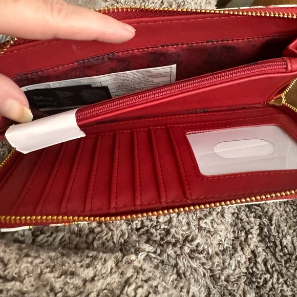 NWT Loungefly Snow White tattoo wallet - Picture 7 of 11